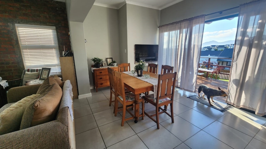 2 Bedroom Property for Sale in Blue Mountain Village Western Cape